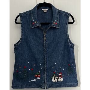 Christopher & Banks 2007 Denim Vest with Embroidered Winter Scene Size M